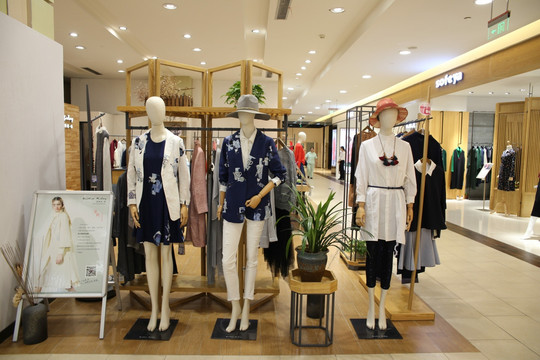女裝店  時尚潮流女裝