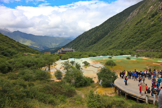 黄龙风景区 地表钙华景观