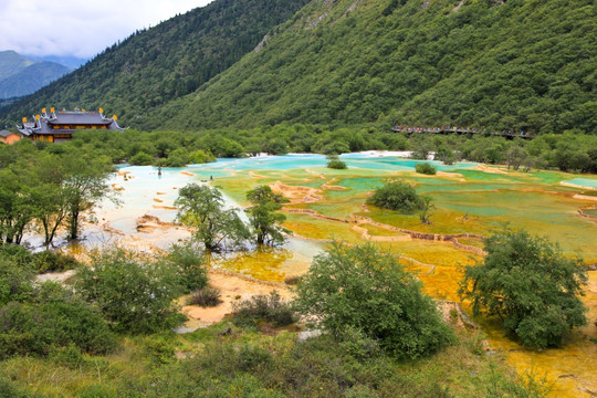 黄龙风景区 地表钙华景观