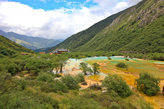 黄龙风景区 地表钙华景观