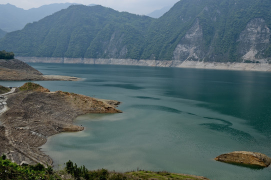 紫坪铺水库