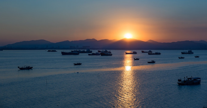 日落 船 小船 海湾 大海 天