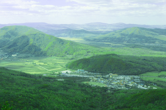 帽儿山群山