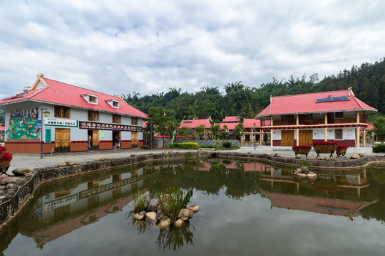 佤族民居