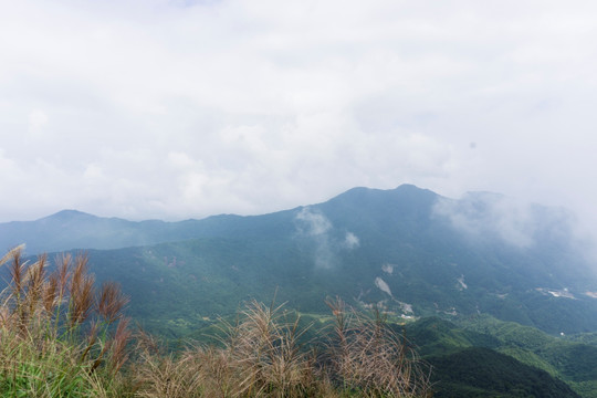 缺牙山