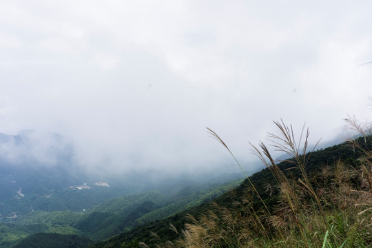 缺牙山