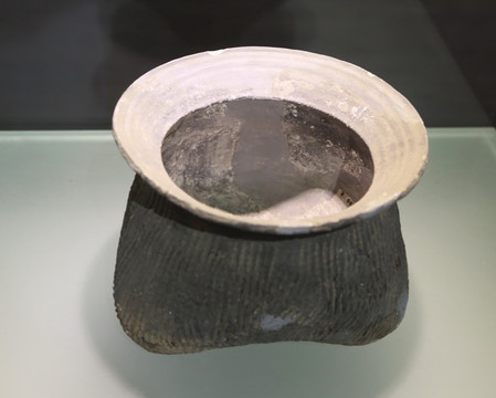 西周燕都陶鬲陶器
