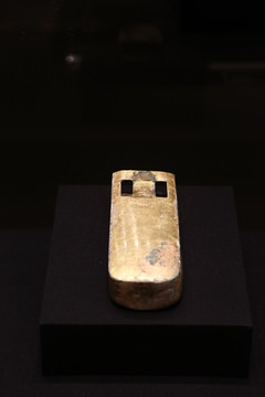 西汉海昏侯文物展青铜的辕饰