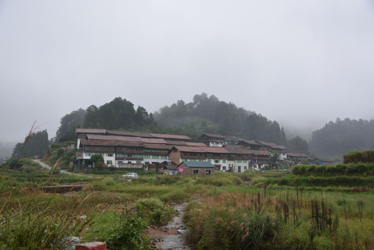 小山村