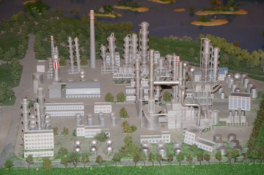 炼油厂模型