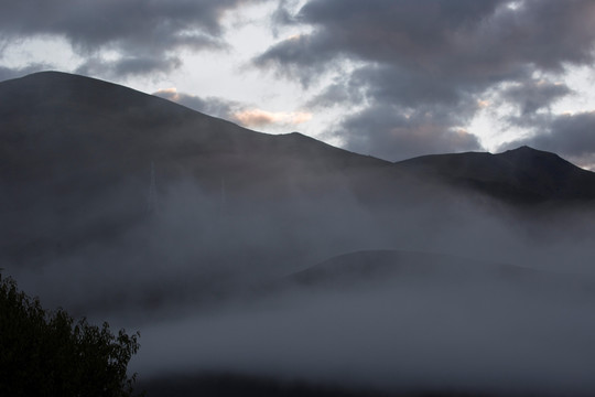 云海 高山丘壑