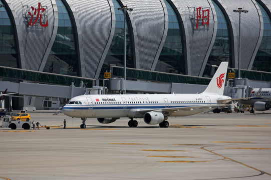 中国国际航空 飞机滑行 民航