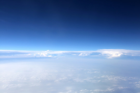 飞机上看天上云海