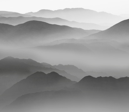 水墨遠山