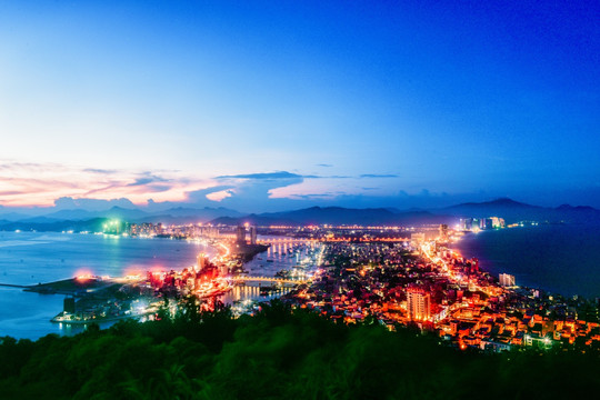 双月湾夜景