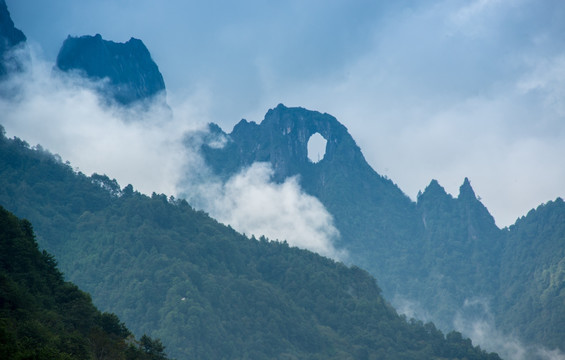 怒江两岸风光