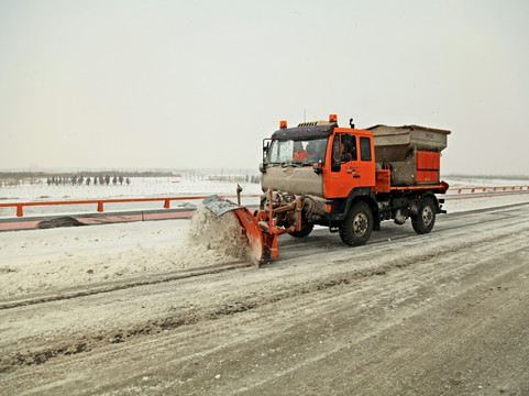 扫雪车 道路清理