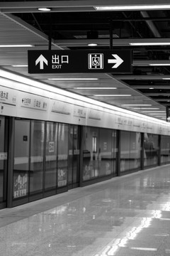 上海16号线月台