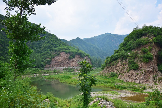 秀美山水风景图