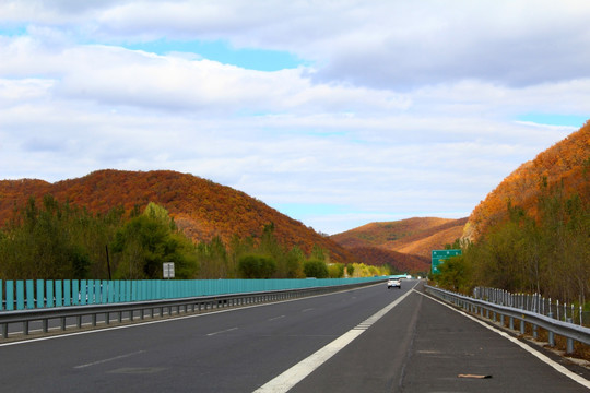 秋天公路风景