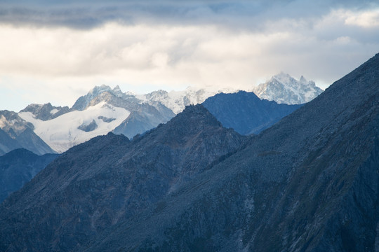 雪山风光