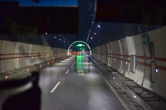 汽车隧道