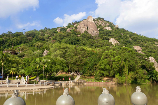 云洞岩山景