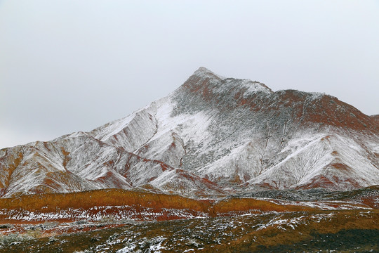 张掖七彩丹霞 雪景