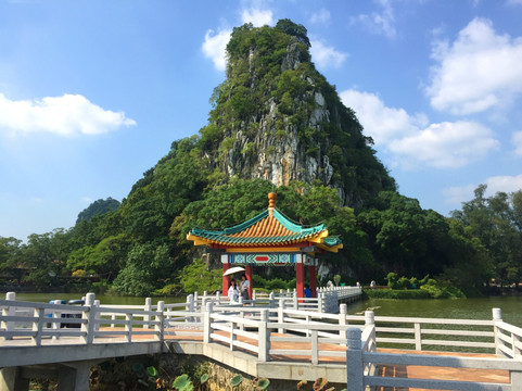 七星岩景点