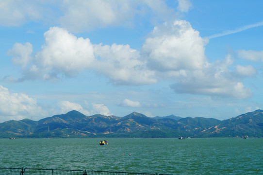 深圳蛇口海域风光