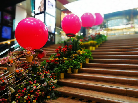 楼梯 时尚 节日 布置 气球