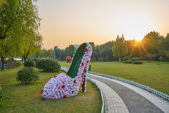 高像素 花鞋雕塑 婚庆园