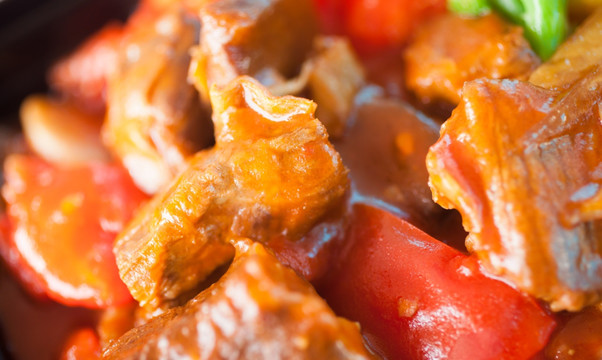 西红柿炖牛肉