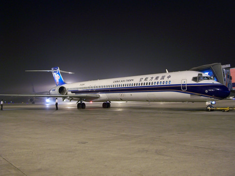 中国南方航空 飞机 夜景