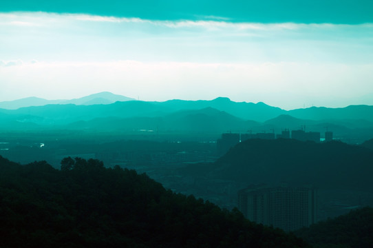 晨雾 山色 群山 晨曦 霞光