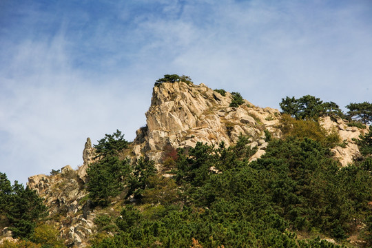 高山藍天白云