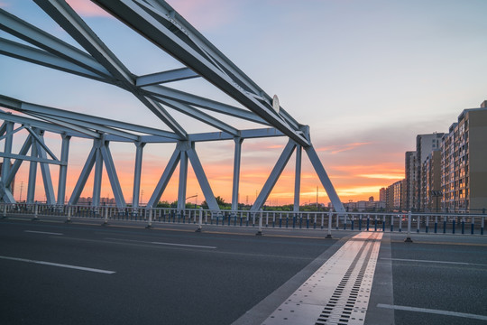 中国常州新龙大桥及城市景观