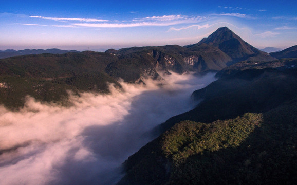 七井山云河