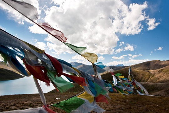 西藏风俗