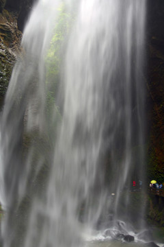 高山飞瀑局部特写