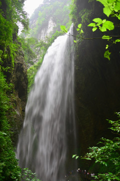 武隆龙水峡地缝 银河飞瀑