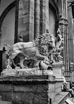 佛罗伦萨市政厅广场雕塑