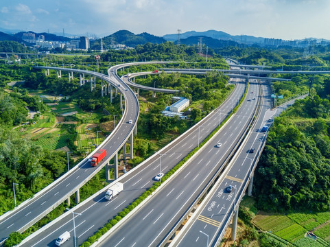 航拍鸟瞰高速公路立交桥