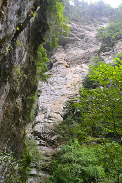 武隆地缝 陡峭阶梯 观光栈道