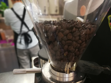 咖啡机 咖啡豆 现磨 咖啡