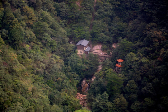 三清山风光摄影 雾中的三清山