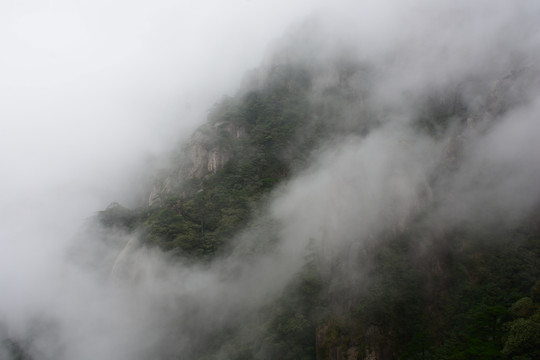 三清山风光摄影 雾中的三清山