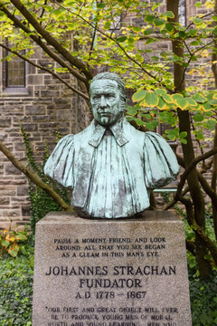 多伦多大学校园雕塑 约翰