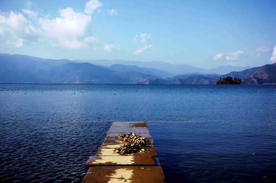 泸沽湖 风景壁纸