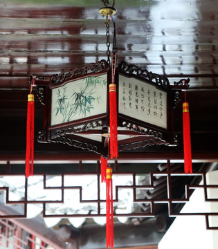 传统竹叶图案四角灯笼